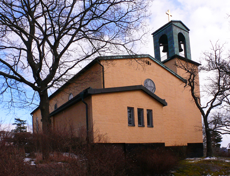 Breviks kyrka, mot väster.